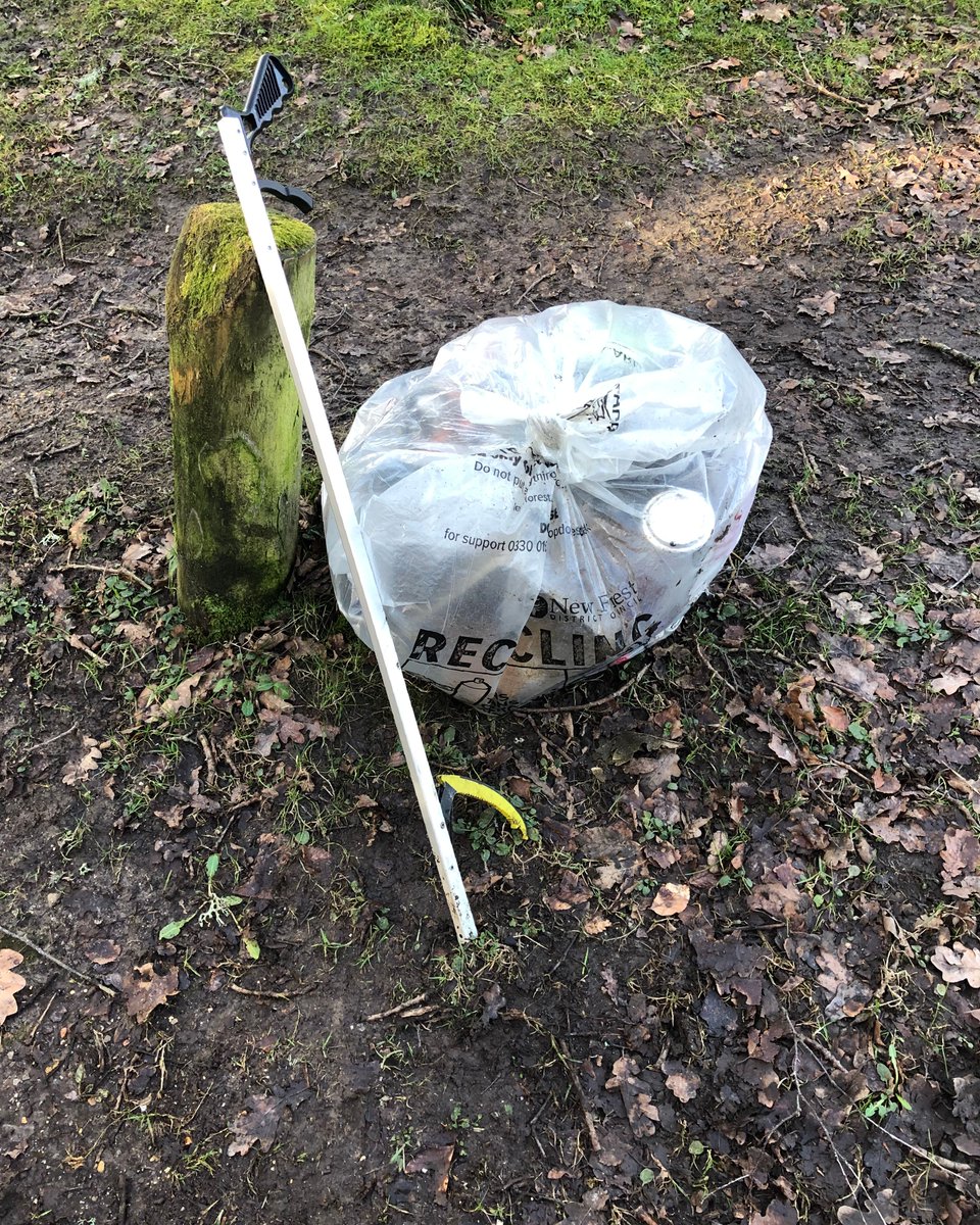 🏃 Why not combine your daily exercise with litter picking 🗑

Sign up to be a New Forest Ambassador scheme &amp; get your free litter picker 🚮 

bit.ly/311DOer

#MakesYouFeelGood #LeaveOnlyFootprints #BeForestFriendly🤗🐴🐮🌳🌿