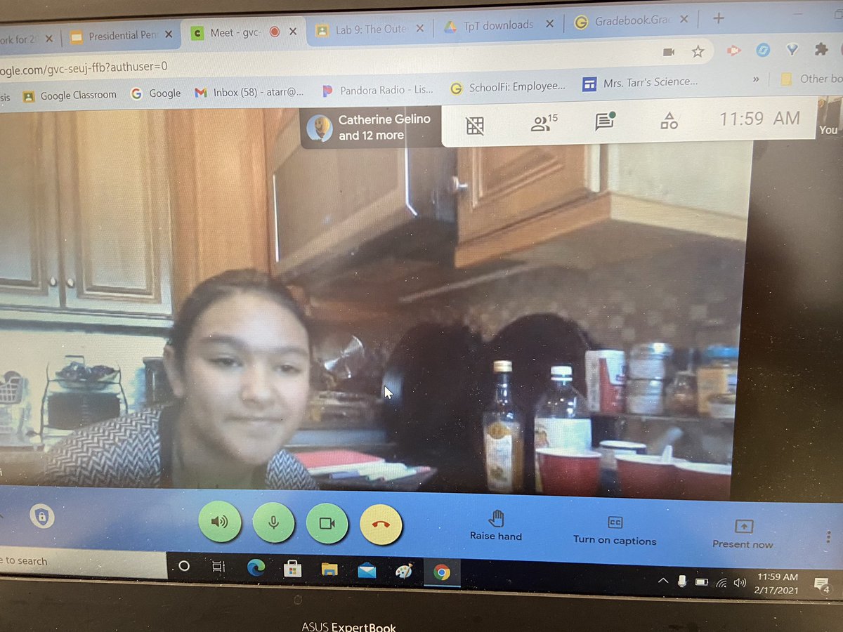 My RBS 6th grade virtual students turned their kitchens into science labs to investigate their scientific theories using pennies to celebrate President’s Day! @RBSPrincipal