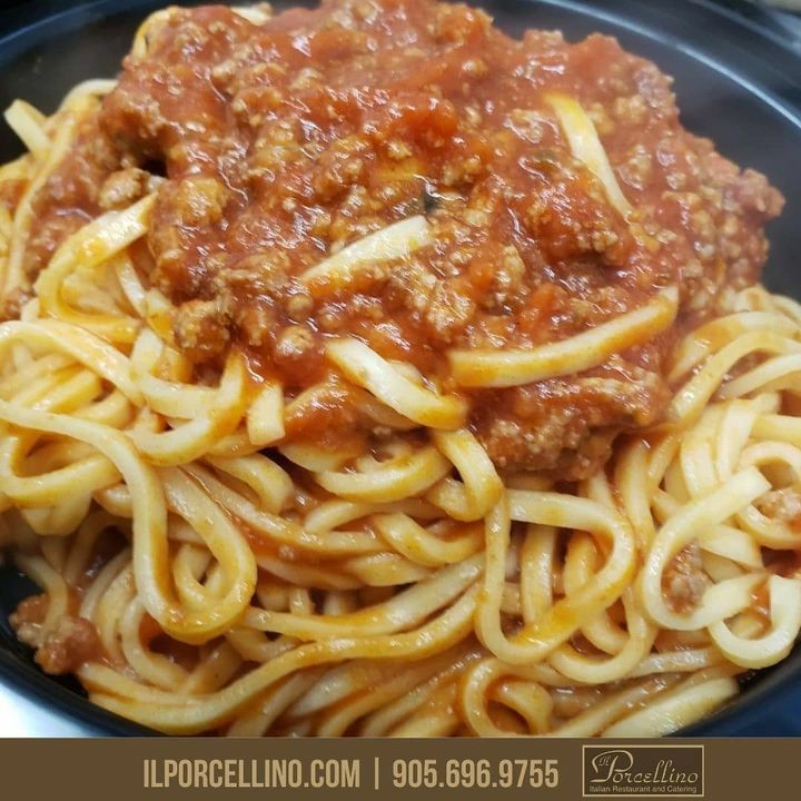 ilporcellino's tweet photo. Celebrating our #pastabilities feature, ready to go #takeout
#friyaylicious mood mmmmm
🍝 Spaghetti Bolognese, our fresh spaghetti tossed in our freshly made bolognese sauce.
Enjoy for ONLY $10.
📣 How to enjoy Il Porcellino
Order ahead ⤵️
💻 Ilporc… https://t.co/JIGPVR03mj https://t.co/Cv6me1hWyI