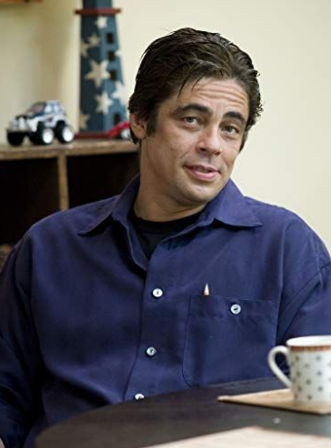 Happy Birthday Benicio del Toro  Most amazing man on the planet!               