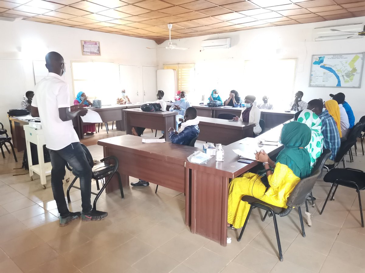 Mise en place d'un binôme de Jeunes Champions SRPF dans la commune 1 de Niamey sur initiative de AmplifyPF en collaboration avec le @RJASRPFNiger. @MariamAbdou2 @ManirouLiman @maiga_halimatou @radare07 @Atamo9 @USAID @PathfinderInt @ALLIANCEJASRPF @bachir_elh #RJANiger #JCSRPF