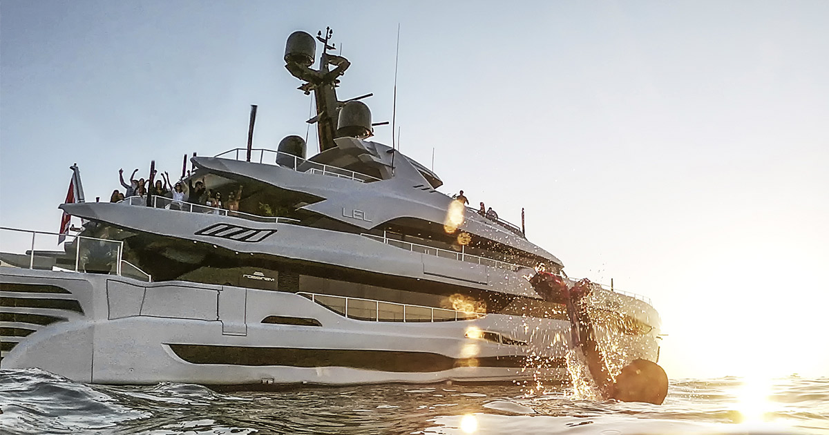 Rossinavi's tweet photo. M/Y LEL: New perspectives. New horizons. And an exclusive relationship with the sea.
https://t.co/jQdufkGlL9 

#rossinavi #weareourvessels #lel #mylel #fr038 #maidenvoyage #yachts #superyachts #yachtdesign #lucadinidesign #arrabitonavalarchitects #yachtlife #yachtlover https://t.co/9EKasijHZB
