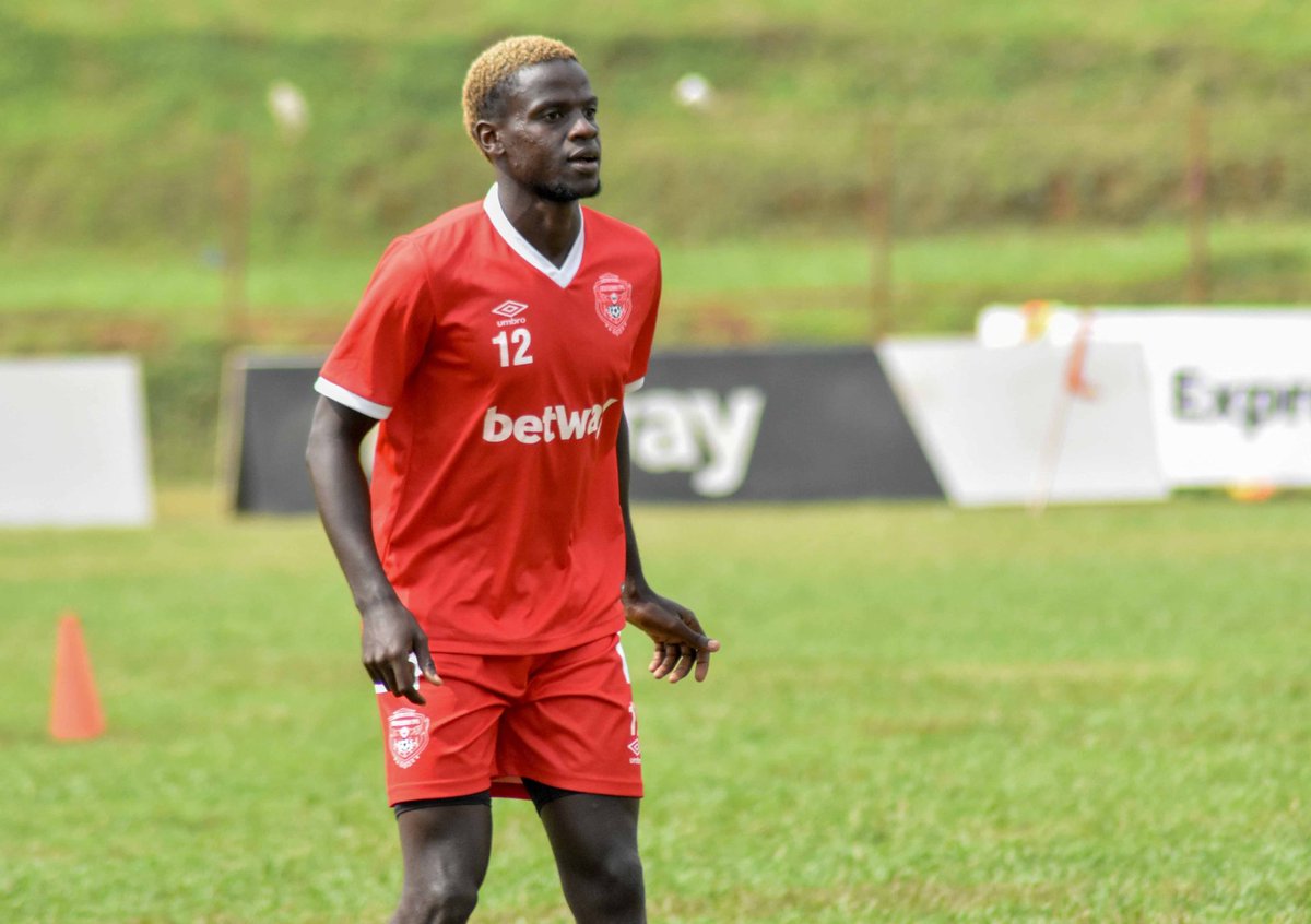 Last training session earlier today before we travel to Jinja to visit @Bulfc1 . #BULEXP