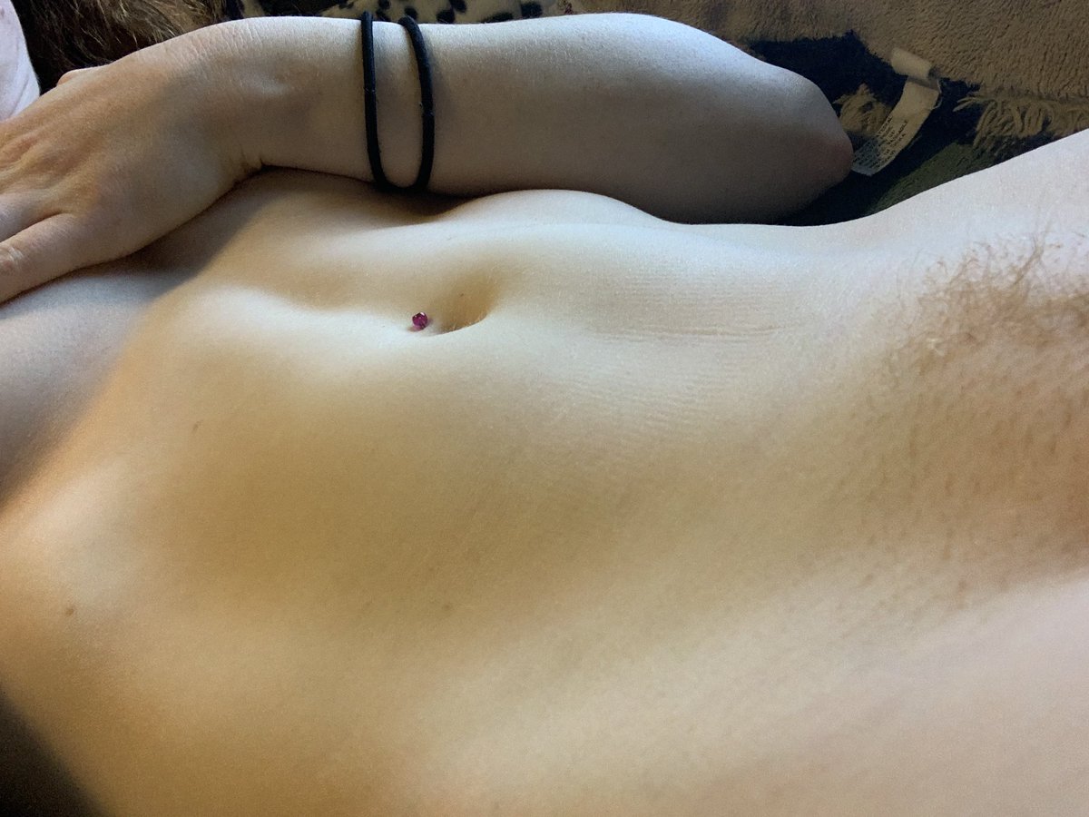 Gingerly_reused's tweet photo. #redhair #naturalgirl #fitgirl #midriff #FridayFitness #abs #gingerpubes #GingerNation follow me everywhere: https://t.co/FugF2J158J https://t.co/1vUzg00n2b