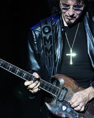 BLAST! Webzine tweet media