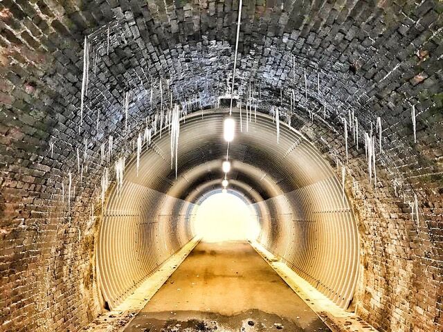 It's definitely been a bit chilly recently, even the Big Tunnel has been embracing the cold weather. Take a look at these icicles!