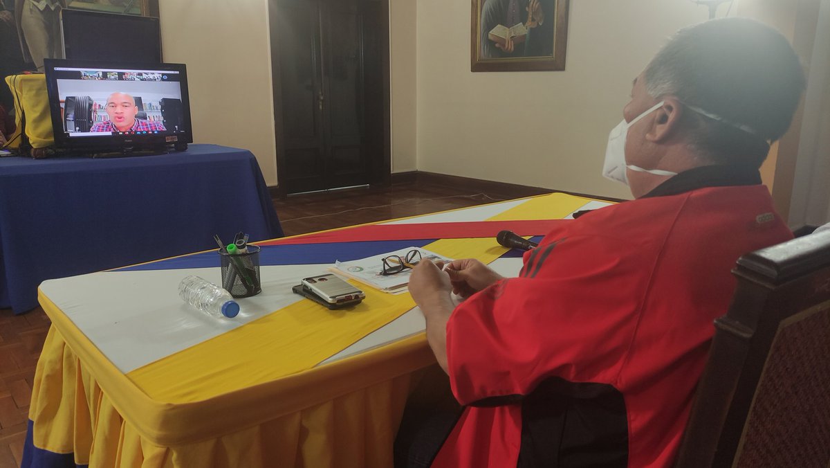 1/3 En este momento nos encontramos en videoconferencia con los equipos coordinadores  y promotores nacionales y regionales junto a nuestro hermano gobernador <a href="/HectoRodriguez/">Héctor Rodríguez C.</a>.

#PuebloEnPieDeLucha