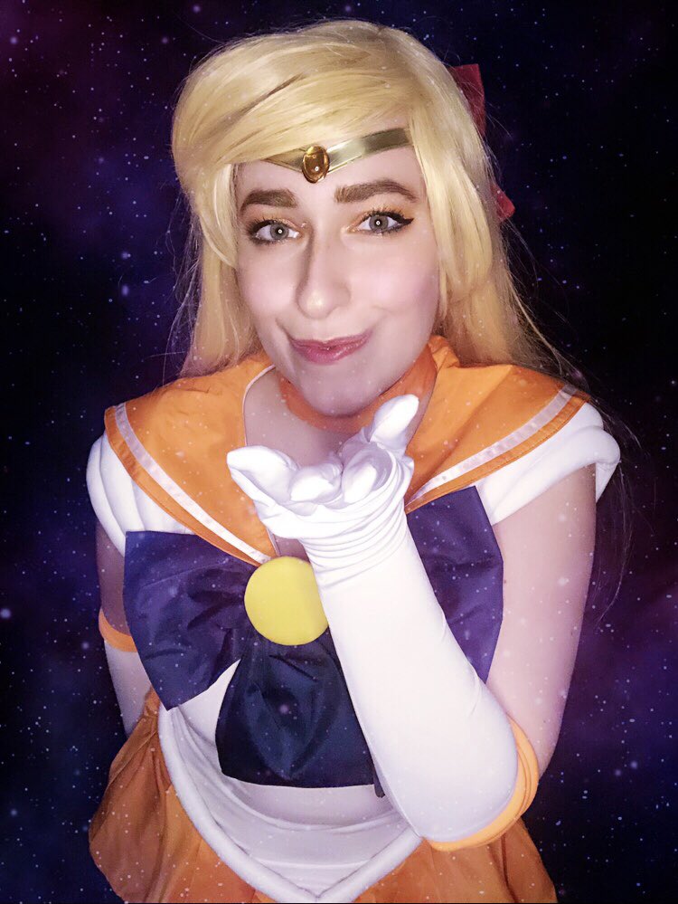 Can’t believe I never posted my new Sailor Venus cosplay here! 🧡#sailorvenus #sailorvenuscosplay #cosplayersunder10k #cosplay