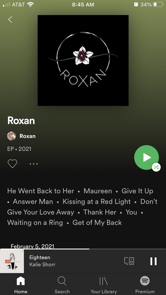 I JUST SAW THAT THE ROXAN EP IS OUT!!