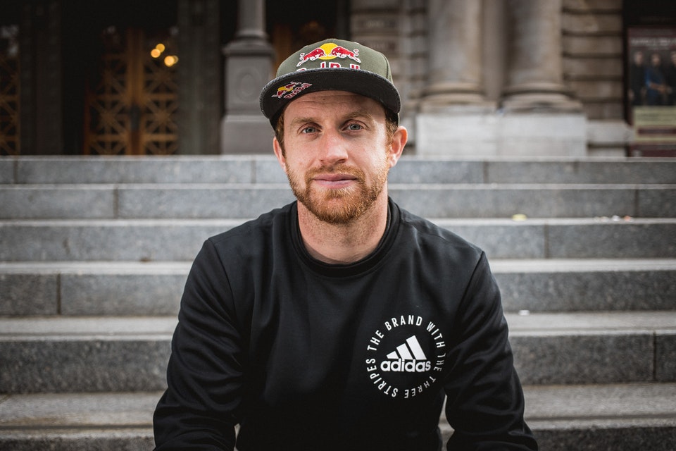 An interview with Danny MacAskill

mpora.com/mountainbiking…