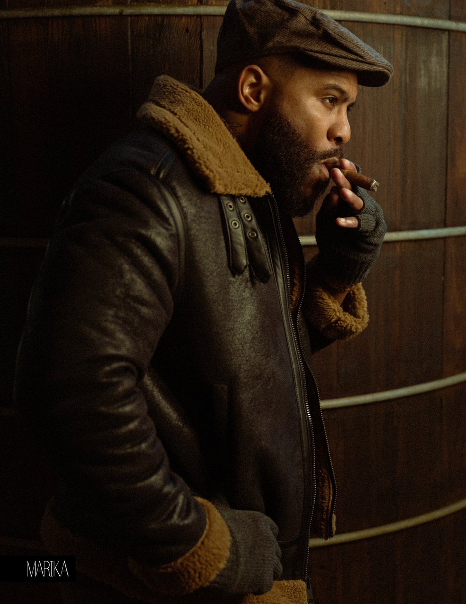 ChaseNFK's tweet image. “Smoke On The Horizon”  Marika Magazine #Modelmode 

📸 : @charleslongphotography