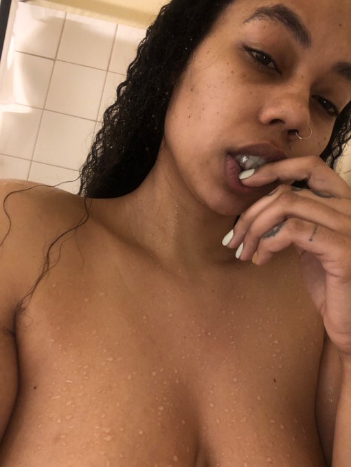 So wett  😱🤤 Cashapp: $sugarmamah 💰 Ask about my free Snapchat 👻 https://t.co/fkVjCHkzyr<a href="/tag/bigbankchallenge"class="tags"><span>#bigbankchallenge</span></a><a href="/tag/stripbank"class="tags"><span>#stripbank</span></a>