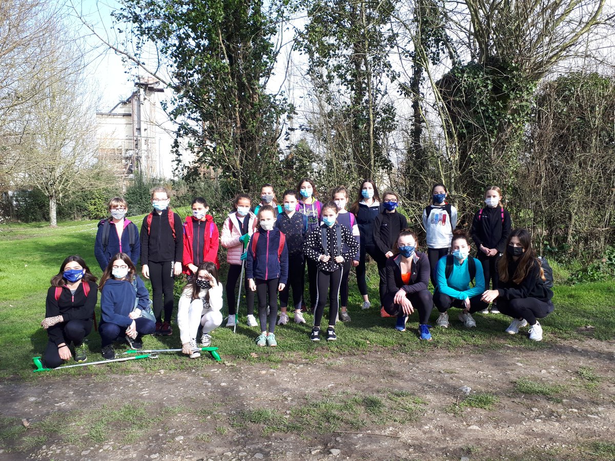 AssNiortGR's tweet photo. 2e marche écologique pour nos gymnastes! 
Des plus jeunes aux plus grandes toutes sont sensibles à l'avenir de notre planète! Stop aux dépôts sauvages !!! 
Chemin du lac et chemin du bois bonneau ✅
@e_niort @Mairie_Niort @MAIF @CleanForest3 @ZeroWasteFR @CDGYM79 @ffgymnastique https://t.co/vaDmLgXvsK