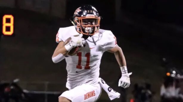 RedRaiderSports's tweet photo. We caught up with Dumas safety Louis Ortiz who just announced his commitment to #TexasTech as a PWO. Ortiz talks relationship with the coaches, why TTU, his senior season and more #GunsUp #WreckEm 

➡️ https://t.co/akTIuqLE92 https://t.co/62w6cpArzi