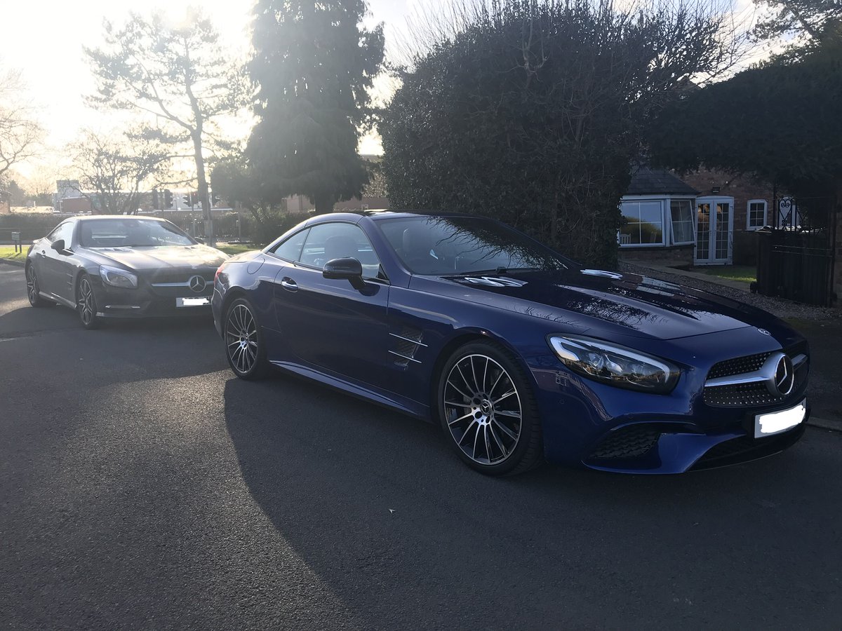 NigeUnsworth's tweet photo. Thanks for all the birthday well wishes today - whoโd have thought I was so young?! #swaptime #mercedesbenz SL on its way; replaced with a stunning blue 400 #amg for the next few years. Top client. Been doing business together for years ๐๐ #nigelcarbroker #carsofinstagram https://t.co/ghUhWLRih2