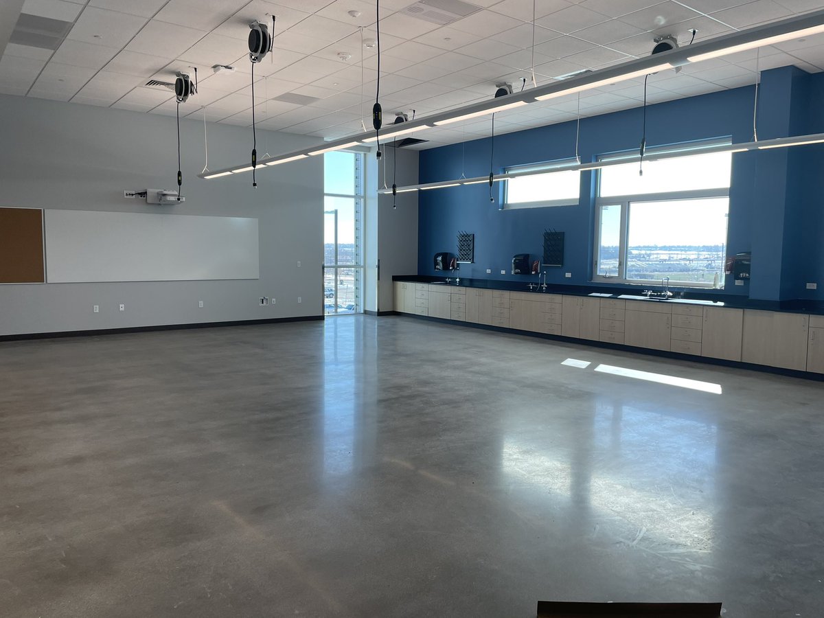 Construction is getting close to being done. We are #greatFULL for the amazing partnership between @svvsd and JHL. These 9 new spaces will help with the continuous student growth and programming like <a href="/FHSWarriorTech/">.</a> and BioMed Academy. <a href="/SVVSD/">St. Vrain Valley Schools</a>deputy <a href="/SVVSDsupt/">Jackie Kapushion, Ed.D.</a> #StVrainStorm