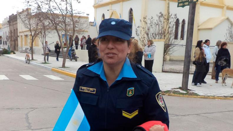andyferreyra's tweet photo. EN CÓRDOBA, MIENTRAS TANTO...
Una mujer policía denunció a su jefe por acoso y la echaron: el comisario fue ascendido 

Nota: https://t.co/fsXo6KJuoK para @ElDoce https://t.co/5IizSKyiKA