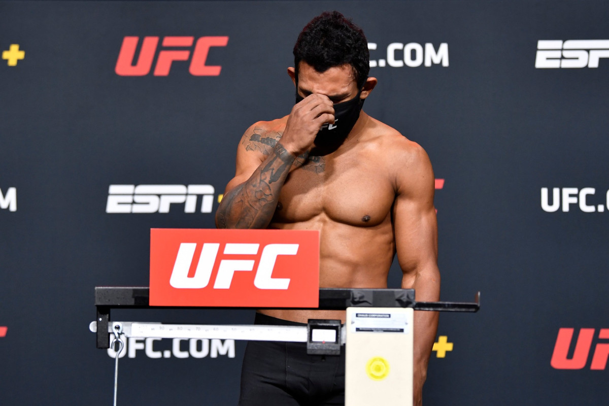 Rafael Alves misses UFC Vegas 19 weight by record margin