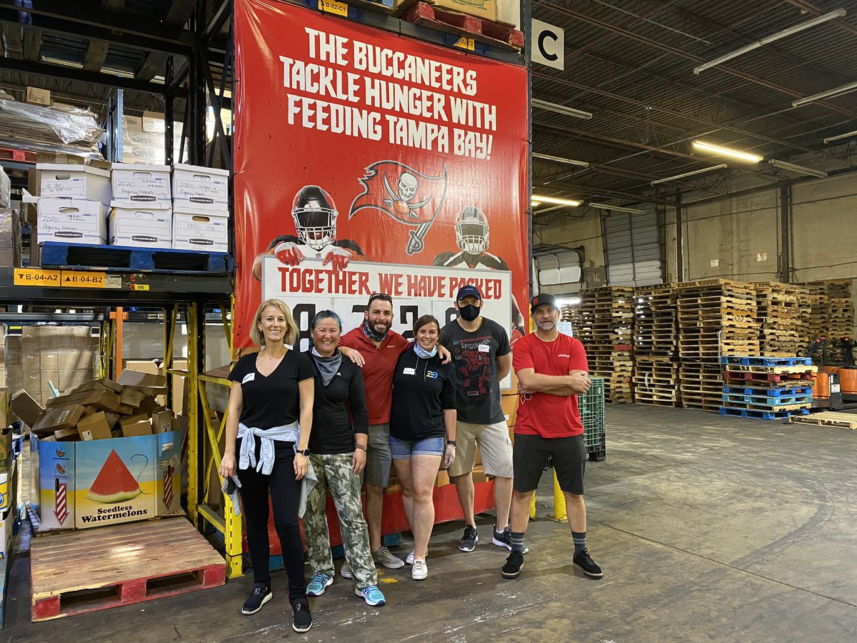 monro_martz's tweet image. Florida TAMs have done it again #FeedingTampaBay #VMwareTAM #TAMLife @VM_Dave @stevesemm37