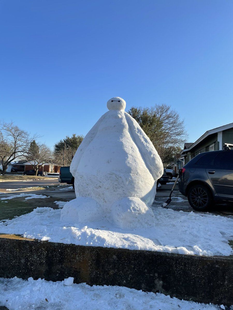 RT @rolmfat: the ultimate snow man https://t.co/K9MzKZzbvP