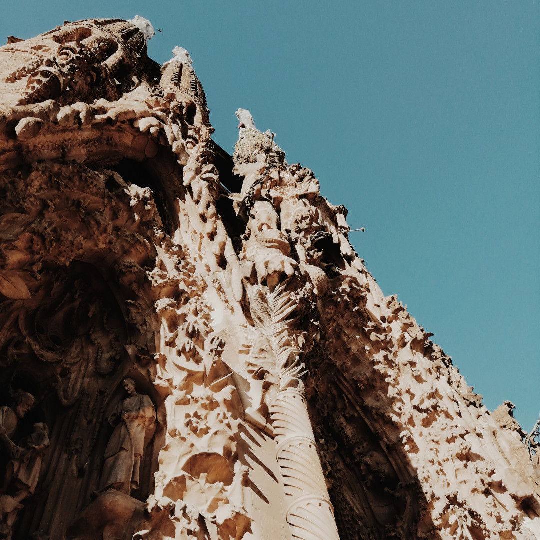 telportus's tweet photo. No wonder this place attracts 3 million visitors a year... It's classified as a #UNESCO World #Heritage Site and has overtaken the Granada’s #Alhambra and the Prado Museum of #Madrid as the most visited monument in #Spain! #sagradafamilia https://t.co/SsoAJsgsKP