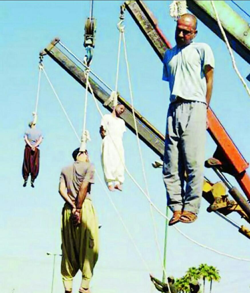 mmdmmmmmmmmmm's tweet photo. 💡ادامه موج بی وقفه اعدامها در ایران،اعدام دستکم ۲۸ زندانی در بهمن ماه ۱۳۹۹
موج بی وقفه اعدامها در ایران ادامه دارد؛ بنابر گزارش مرکز آمار کانون حقوق بشری نه به زندان نه به اعدام، دستکم ۲۸ حکم اعدام در بهمن ماه ۱۳۹۹ در زندان‌های شهرهای مختلف ایران،
#IRPoliticalPrisonersVoice ⬇ https://t.co/wGiph3zdPO