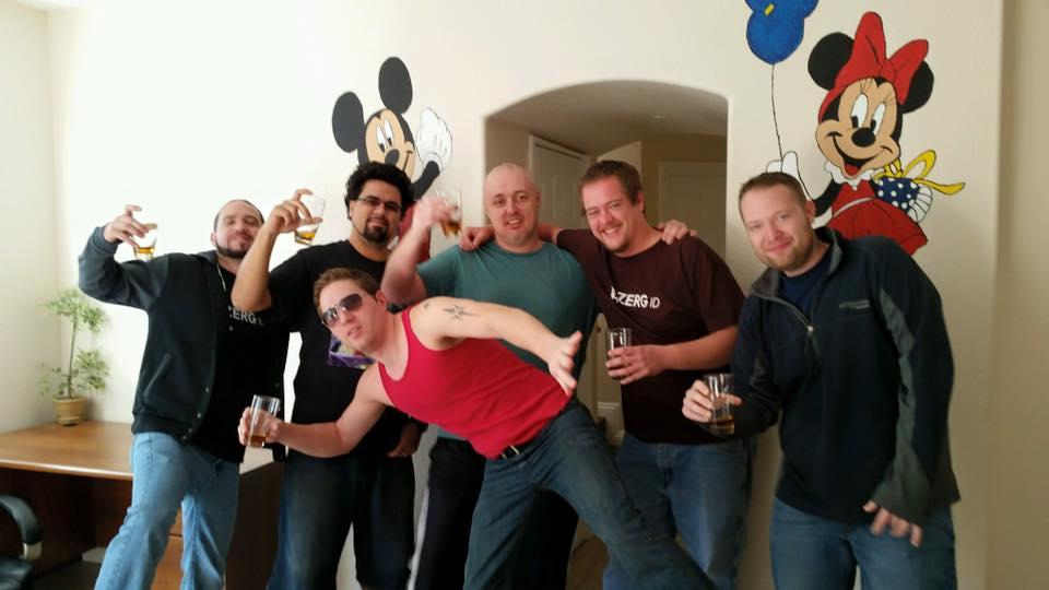 LucronnCtR's tweet image. There&apos;s nothing quite like meeting your raiding buddies IRL. I can&apos;t wait until we get back to a world where this will be possible. #Blizzconline2021 #Blizzcon2014 #Blizzcon2015