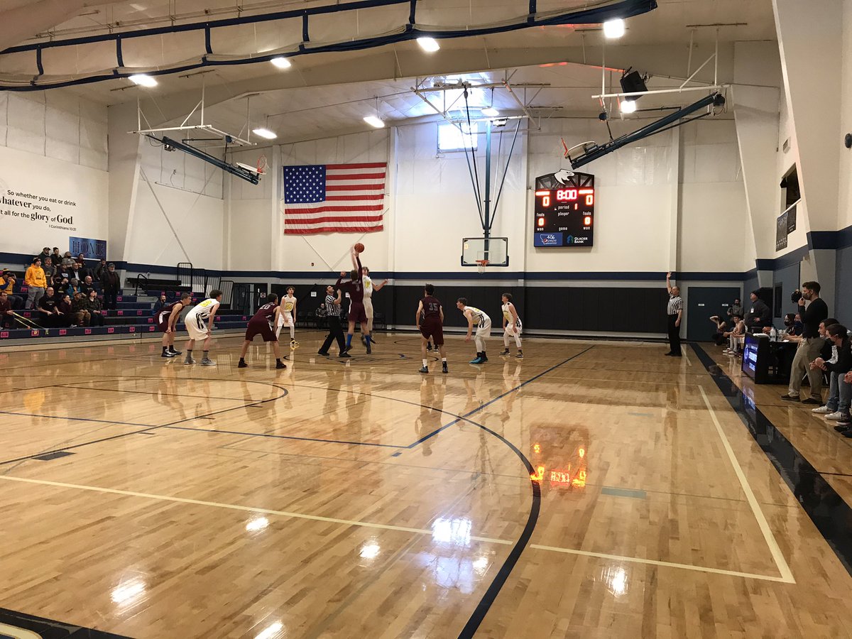 SeyleClete's tweet photo. Petra Boys 42, Helena HomeSchool 27 at halftime. https://t.co/GB41GiX5dy