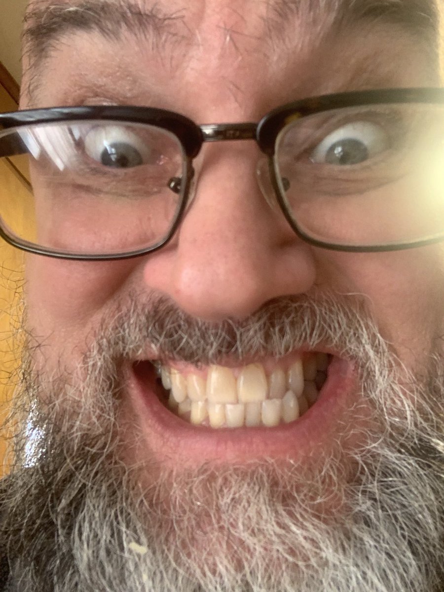 ManychTim's tweet photo. I have no idea why SK thinks I’m going stir crazy https://t.co/pa9lzVGoGD