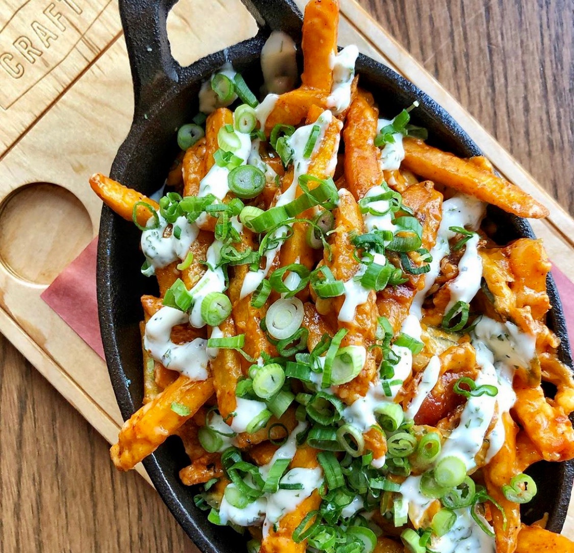 This is how to do FRYday the right way. ;) #carnivalfries