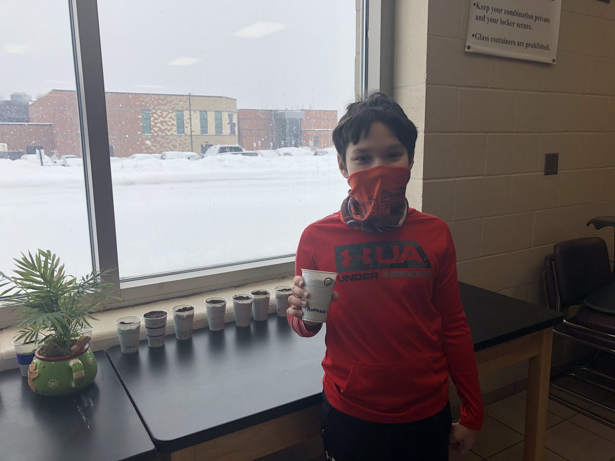 TeamRaptorNRMS's tweet photo. Over the last week our Raptors shared ways they have been practicing self-discipline as well as planting seeds of kindness! We are so proud of all their hard work! #NRInspireGreat #NRMS #RulingtheSkies #kindness #selfdiscipline @mrsnovosel @Con5Science @MrZteach5 @missdotson1 https://t.co/gkqMLaZaQf