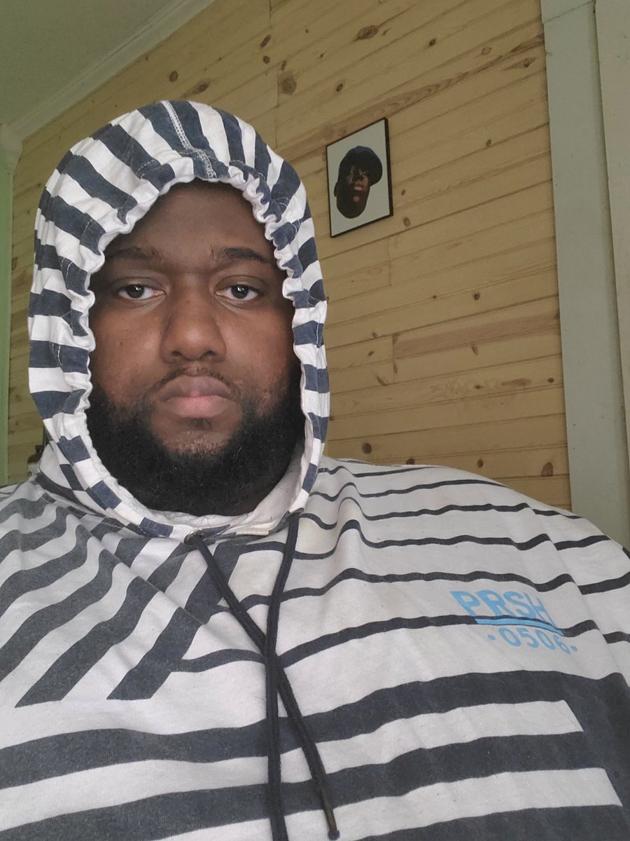 MarcelPBlack's tweet image. My Black owned brand of the day is @ParishNationCo. At my size, it's hard for me to find Black owned brands in stores, but Parish stay in Burlington, so I gotta show em love.

#SupportBlackOwnedClothingBrands 
#BlackGodFresh 
#HappyBlackHistoryMonth