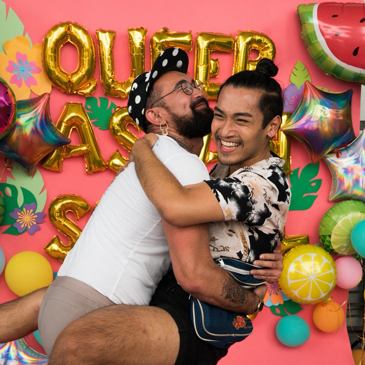 theQASC's tweet photo. #flashbackfriday to a QASC Sunday Funday event pre-COVID.
#poc #lgbt #lgbtqia #queeracceptance #love #loveislove #acceptance #trans #gayasian #gaysian #gay #lesbian #bisexual #intersex #agender #gendernonconfirming #nonbinary #genderfluid #asexual #pansexual #fbf https://t.co/QRQ31S4axF