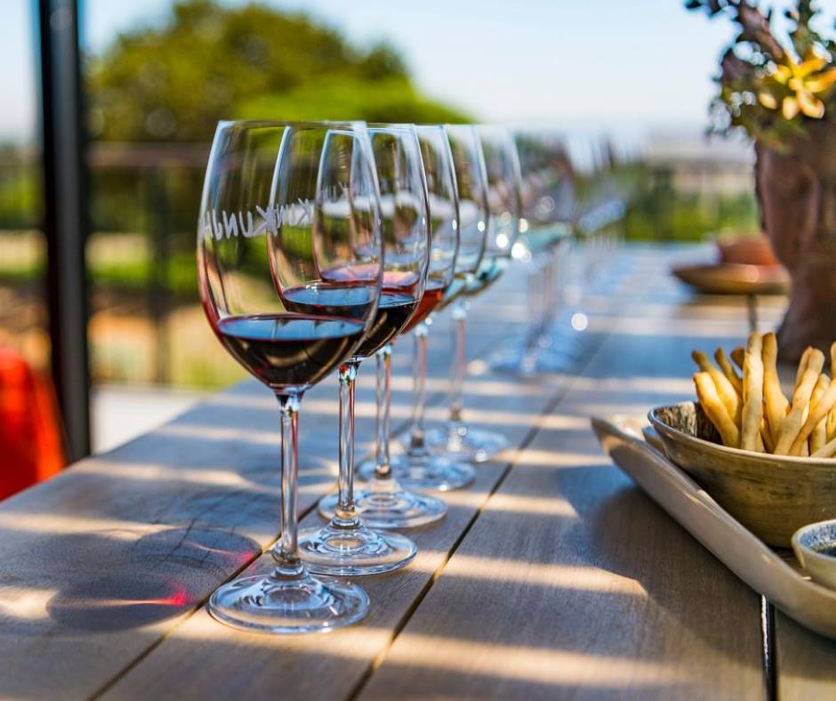 A selection of <a href="/KunjaniWines/">Kunjani Wines</a> finest.
food-blog.co.za/wine-tastings-…