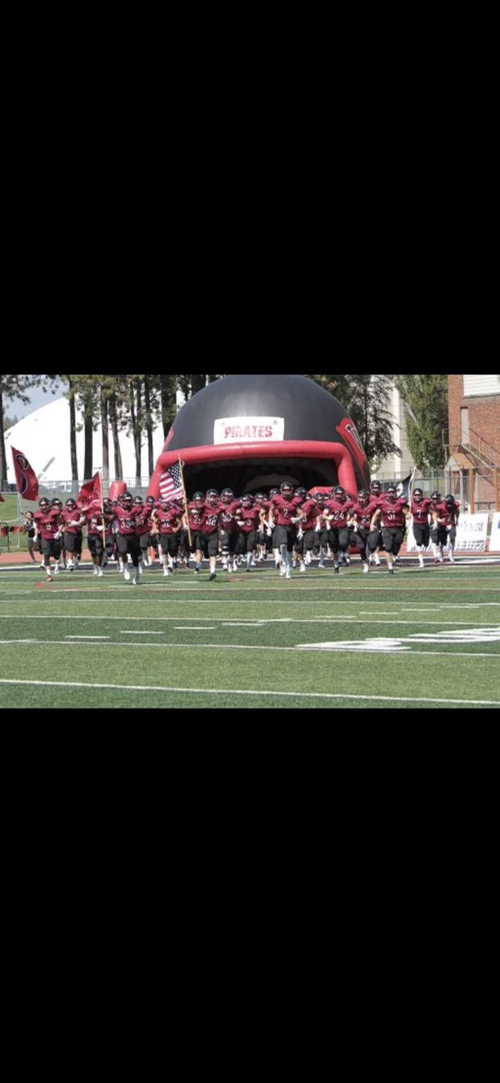 aidenlesser22's tweet photo. After a great phone call with @coachsandberg this morning, I am thankful to say that I have received an offer to play football at Whitworth University! Thank you to @coachsandberg, @IKolste17, @duke_degaetano and the rest of the coaching staff for giving me this opportunity! https://t.co/AhA3qegmOu