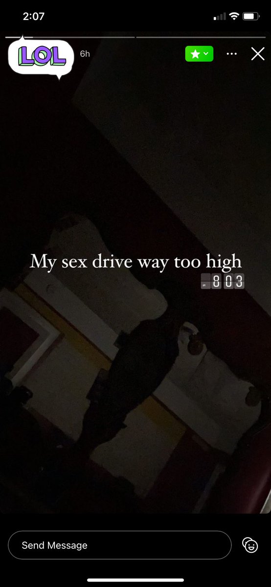 niggas add me in they close friends just to say this ... LET ME OUT😭