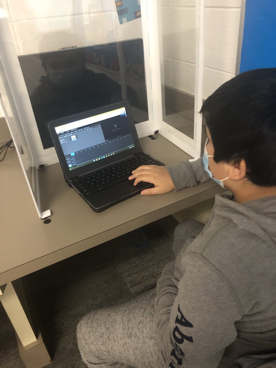 Love to see a great #collaboration between our #DigitalLiteracy and Lead Tech teachers!  6th grade students are developing #wevideo autobiographies.  Great minds at work here at <a href="/D33Leman/">Leman Middle School</a>! <a href="/WeGoD33/">West Chicago D33</a> #d33orgullo #d33pride #exploreyourpath