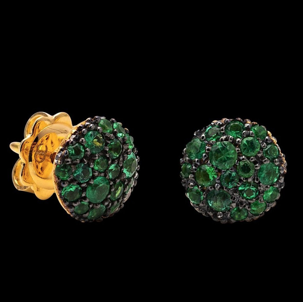 Symbol of good fortune and purity, the emerald has been an emblem of luxury for thousands of years. The #OCSymbols naturally iconic earrings are delicately cast in 18k Yellow Gold and elegantly set with vivid Green Emeralds.