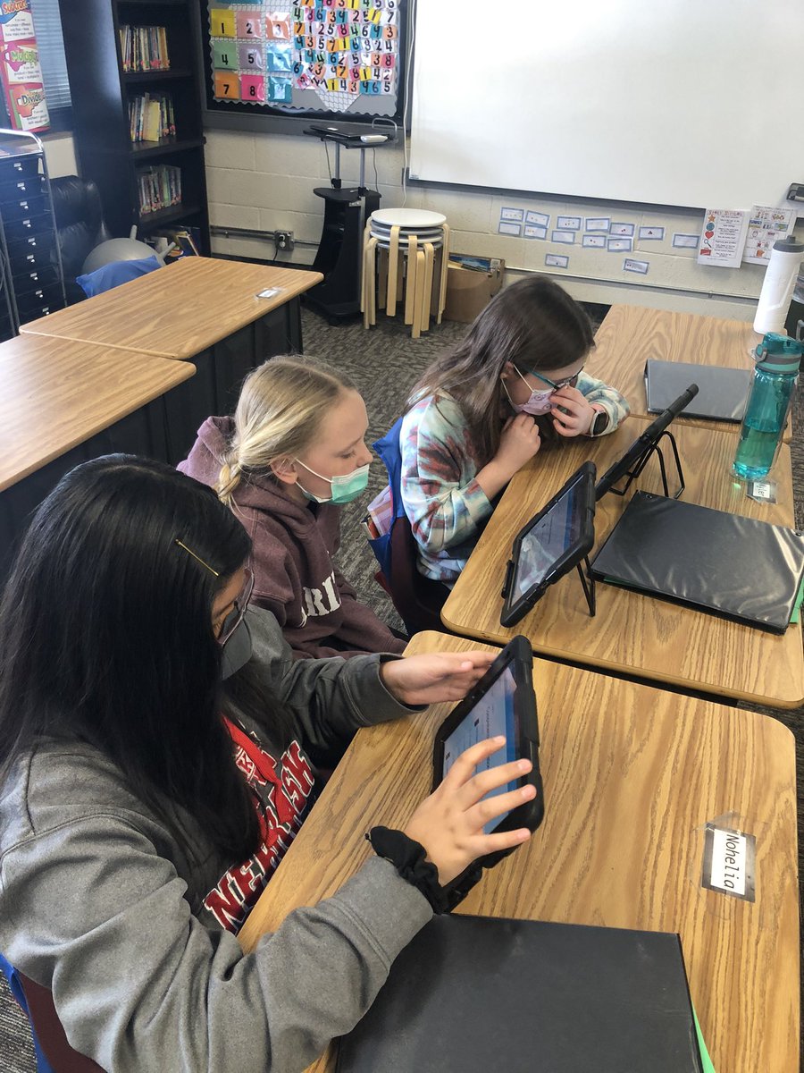 k_holland3's tweet photo. These @BertrandVikings are learning that reading is cross-curricular. We are using @ReadWorks in #science class today. We are working on reading skills while reading about science topics! #crosscurricular #NEreads #Engineering #cooperativelearning #turnituptoesu11 https://t.co/w2xrwXzG1d