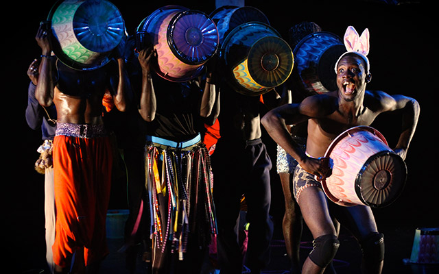 À la une cette semaine 📢 : Le Docteur Camiski, Ophélie Gaillard, Das Rheingold et Robyn Orlin - mailchi.mp/6f9a3259afad/l…
#Culturecheznous #SceneFrancaise #scensotv #concert #danse #theatre #svod #spectacle #musique #electro #Opheliegaillard #Opera #Wagner #Liceu #104paris