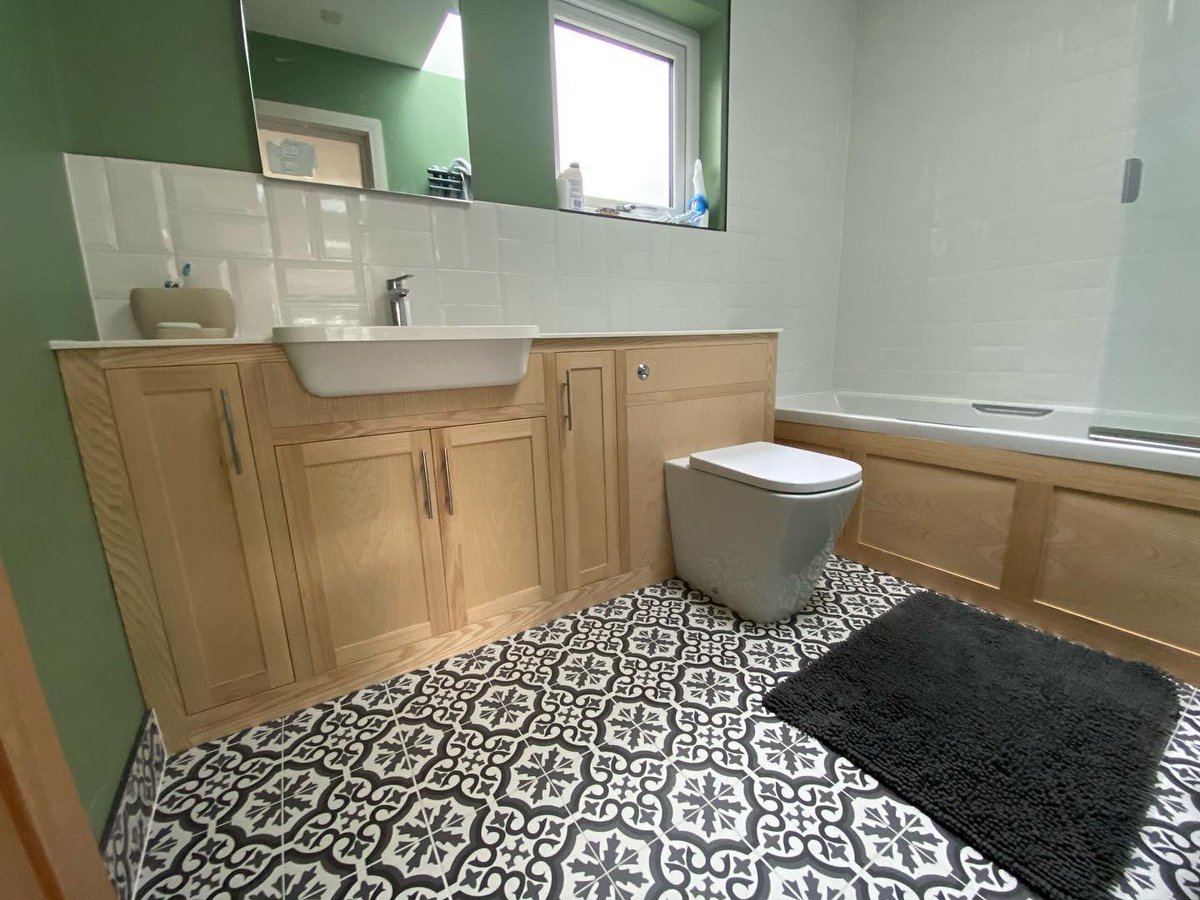 Also this week I delivered and fitted this ash bath panel which I made it to match the vanity unit that I fitted before Christmas #vanityunit #vanityunits #bathroomdecor