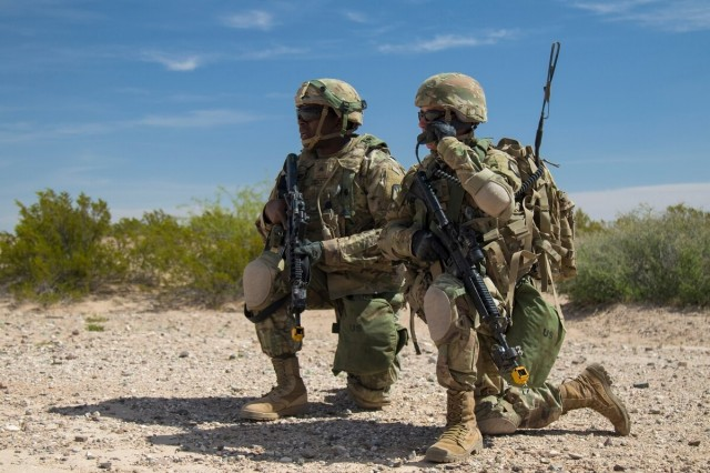 USARMYPIT's tweet photo. #FridayFocusArea
The Integrated Tactical Network is a critical element of Capability Set 21 that incorporates commercial components & transport capabilities into the @USArmy’s tactical network to create a simplified, independent network #solution: https://t.co/yDqiS0ilAO
@PEOC3T https://t.co/94zoW1SNrQ