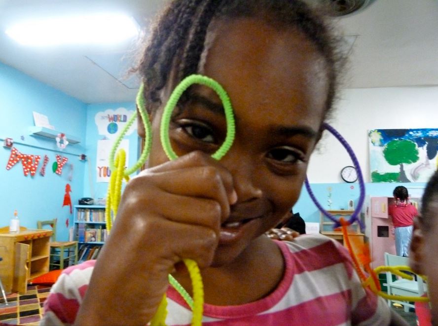 jonquilynhill's tweet photo. In Through The Cracks I explore the story of Relisha Rudd, and 8-year-old who went missing from homeless shelter in DC and hasn't been seen since. The first 4 episodes are out now. https://t.co/S3UQhoMzjH https://t.co/jGd0zUXW4f