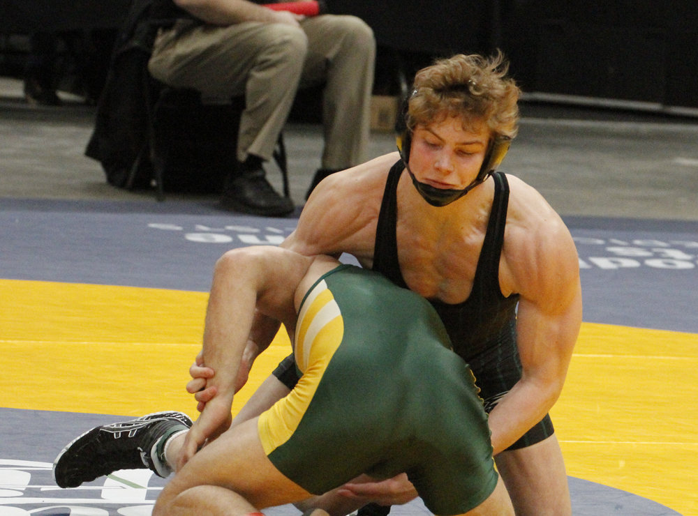 Will_Willems's tweet photo. . @hudsonharreld1 advances to the state quarterfinals with an 8-2 win over Northridge's Logan Hooley. https://t.co/PdyAlu77Ww