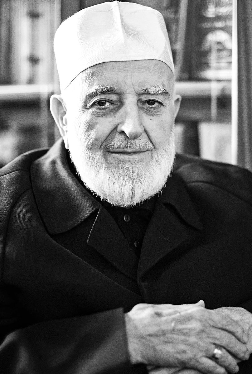 "Allah'tan geldik ve yine Allah'a döneceğiz."

YÖK Başkanı <a href="/yekta_sarac/">Prof. Dr. M. A. Yekta Saraç</a> 'ın babası, hadis alimi, kıymetli insan Muhammed Emin Saraç hakkın rahmetine kavuşmuştur. Merhuma Allah'tan rahmet yakınlarına başsağlığı dileriz.