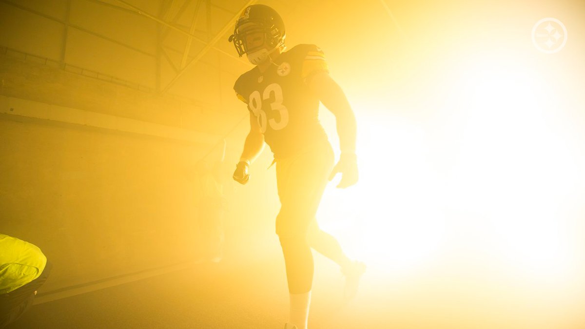 steelers's tweet photo. 🗣 #HEEEATH 🗣 https://t.co/5CmF71lT1j