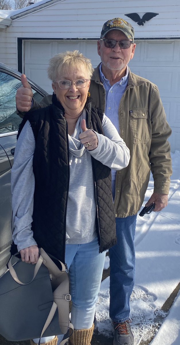 Well my peeps both got their 1st round of vaccines...both agreed they feel a little relief! Thanks @caleymurphy5 for your help!! #COVID19 🙏🏼😷💪🏻