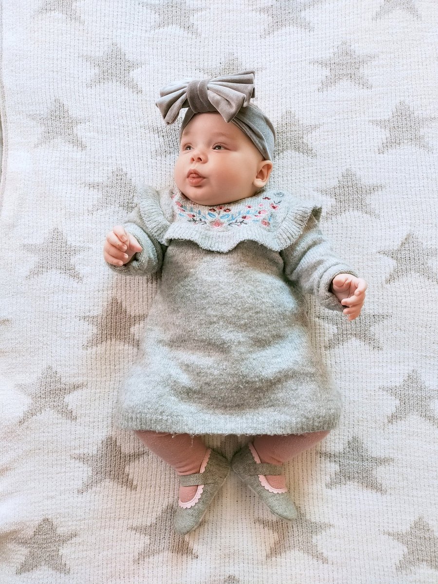 Twitchy_Pixie's tweet photo. @mintaddictxiii Thank you. The pout in the second picture, so cute 💕 here's her full outfit. I made an Insta because I take so many pictures, baby_elbie xx https://t.co/IeVlpg2yEz