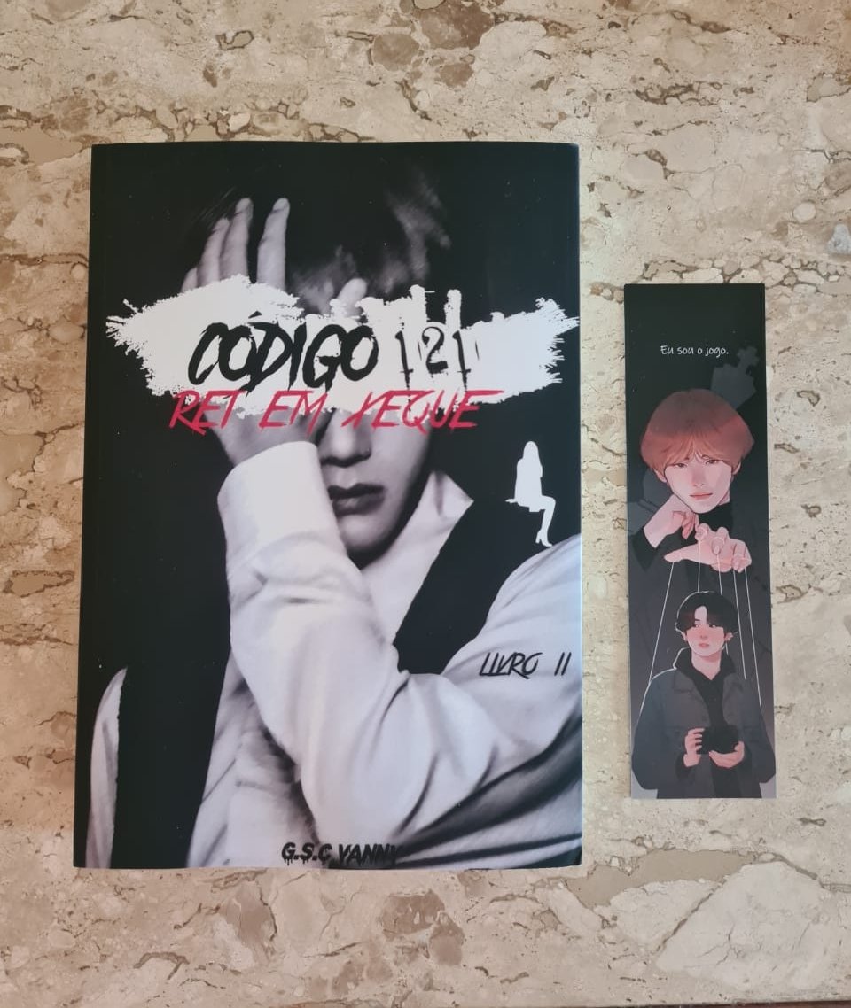 dilucyoi's tweet photo. chegou também meu #Codigo121LIVRO agora tenho os dois completinhos 🥰 obrigada de novo @taemutuals https://t.co/cpLSbWiTck
