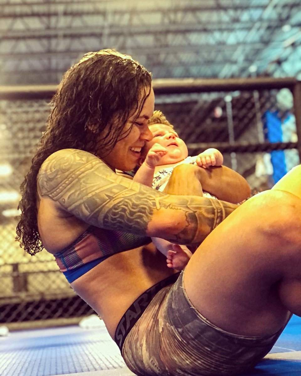 Amanda_Leoa's tweet photo. E ela me faz tão bem
E ela me faz tão bem
Que eu também quero
Fazer isso por ela.🎶 (Lulu Santos)🥰 And she does me so well
 And she does me so well
 That I want to also 
 Do it for her. https://t.co/1RtjATz6kP